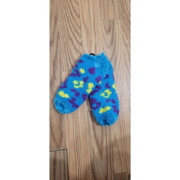 Joe Boxer Womens Cozy Multicolor Fuzzy Crew Socks Shoe Size 4-10 Leopard Cheetah - Picture 3 of 3